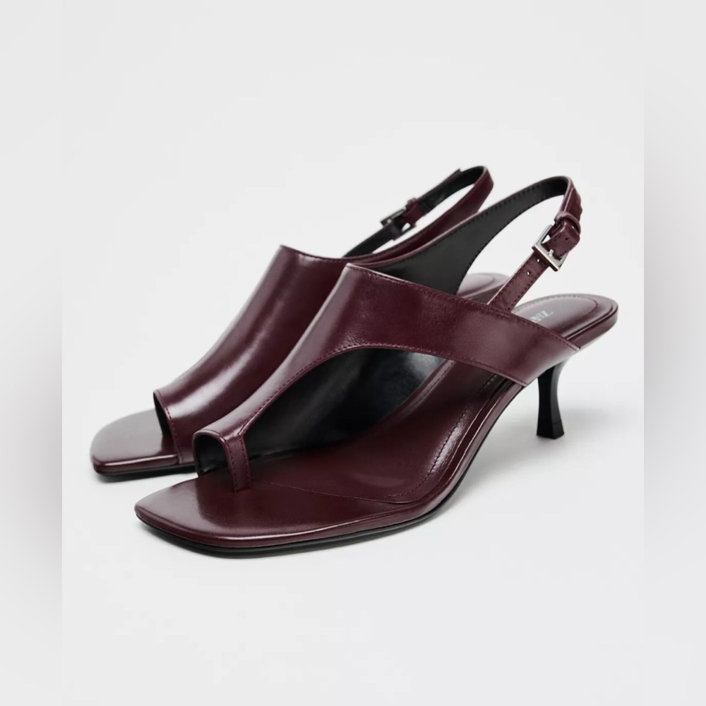 🔥🔥Zara Burgundy Slingback Heels
